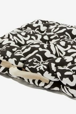 Typo Floor Cushion 3 Typo Floor Cushion -Cotton On Shop 1684080 38 1 scaled