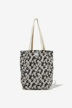 Typo Art Tote Bag