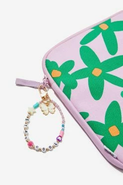 Typo Trinket Bag Charm -Cotton On Shop 1684727 36 1 scaled