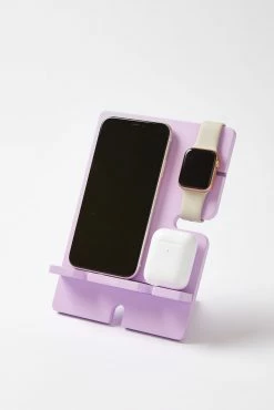 Typo Collapsible Tech Hub