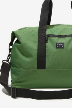Typo Urban Holdall Duffle -Cotton On Shop 1685293 02 3 scaled