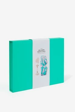 Typo Wellness Beauty Pack -Cotton On Shop 1685295 02 3 scaled